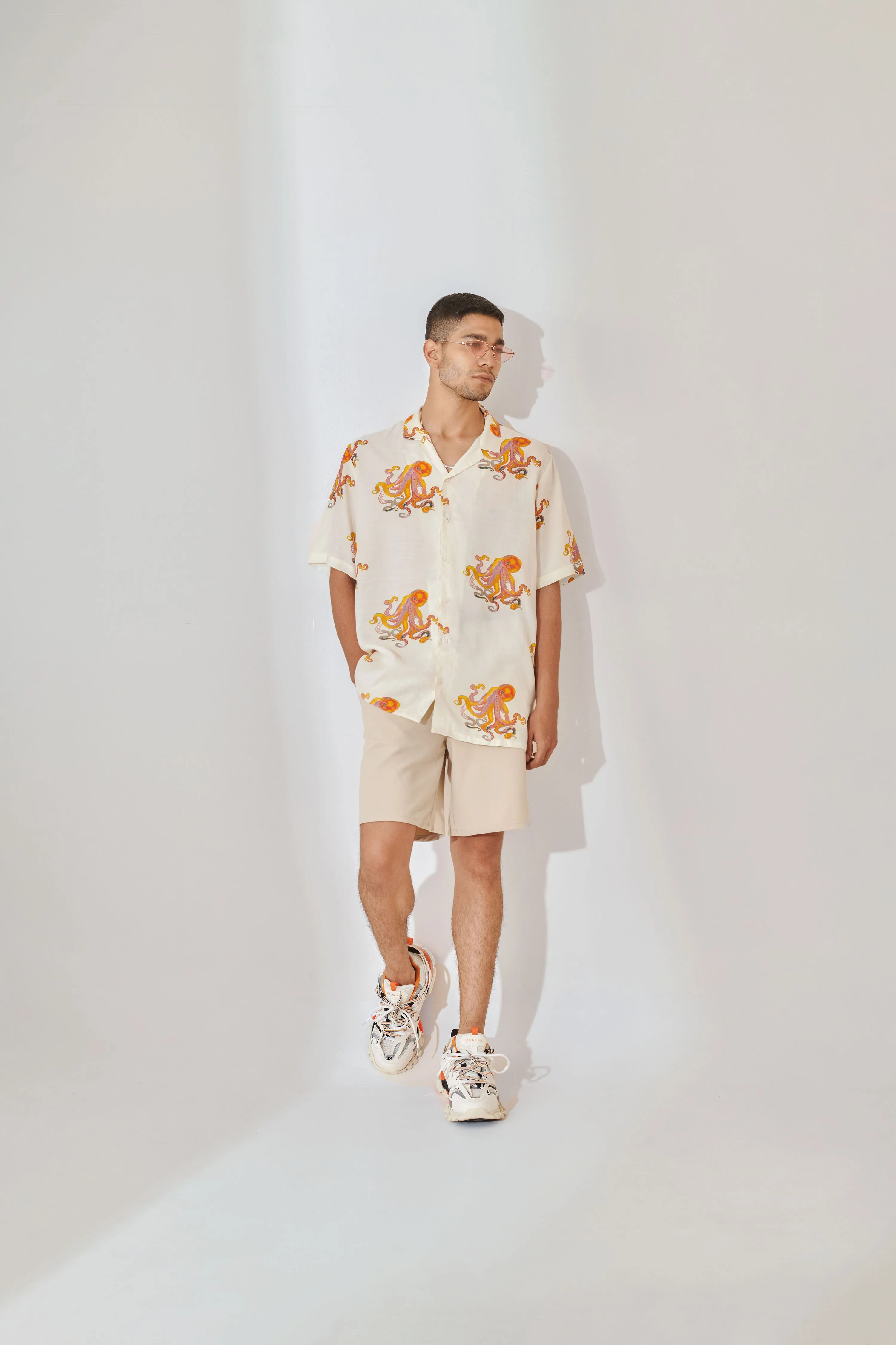 Octopus Vulgaris White Oversize Shirt White
