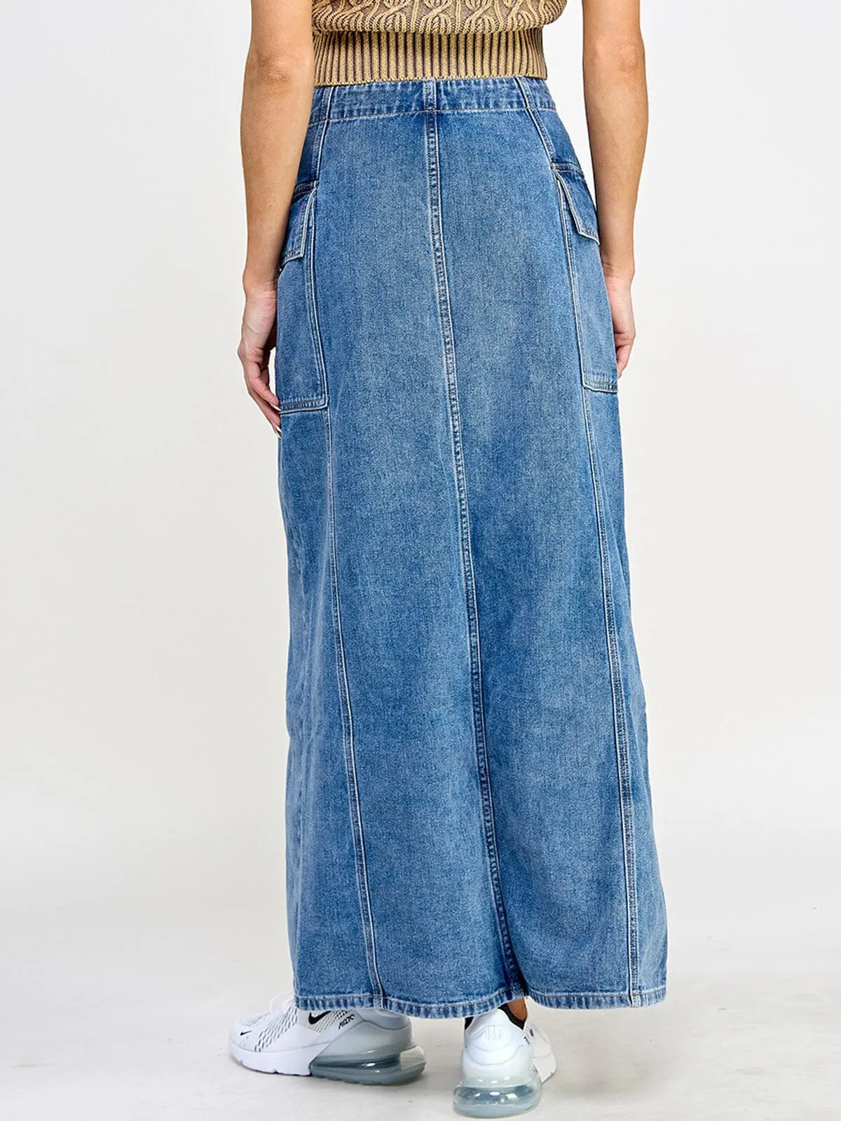 WOMEN'S BUTTON CLOSURE POCKETS FRONT SLIT DENIM MAXI SKIRT